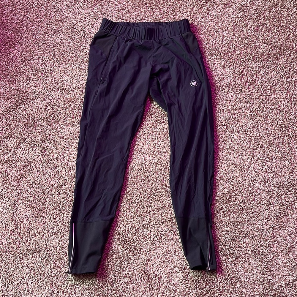 Alpha forward jogger